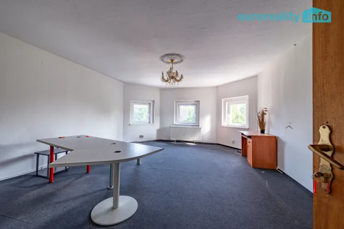 Prodej činžovního domu, Aš, Okružní, 1497 m2