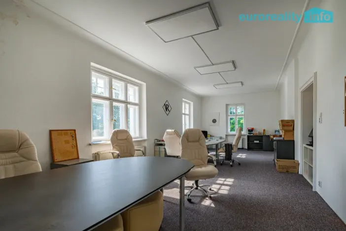 Prodej činžovního domu, Aš, Okružní, 1497 m2