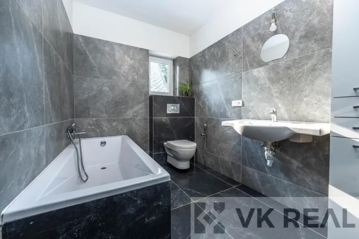 Prodej rodinného domu, Březová-Oleško - Oleško, Dubí II., 162 m2