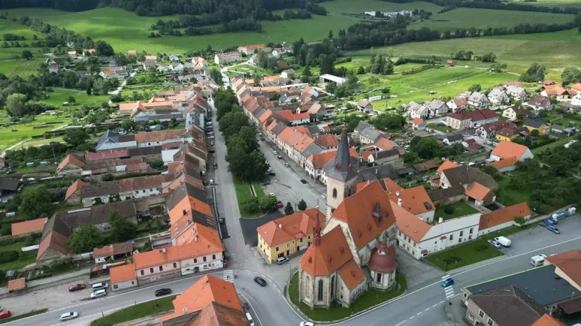 Prodej vícegeneračního domu, Chvalšiny, 255 m2