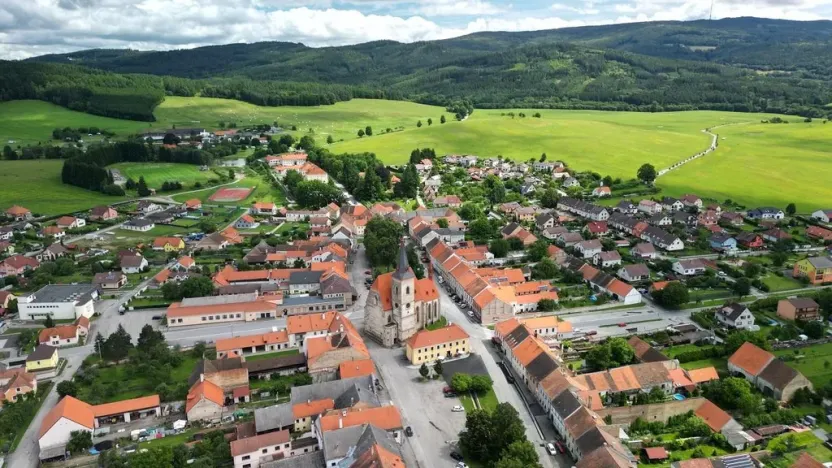 Prodej vícegeneračního domu, Chvalšiny, 255 m2