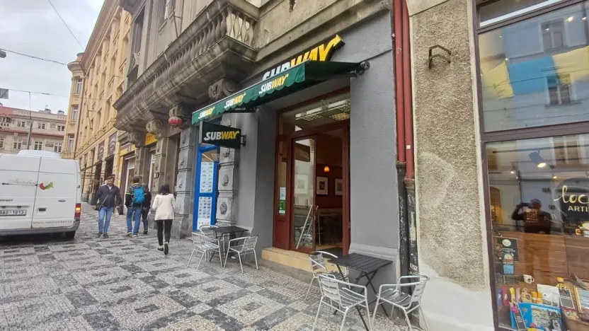 Prodej restaurace, Praha - Malá Strana, Karmelitská, 45 m2