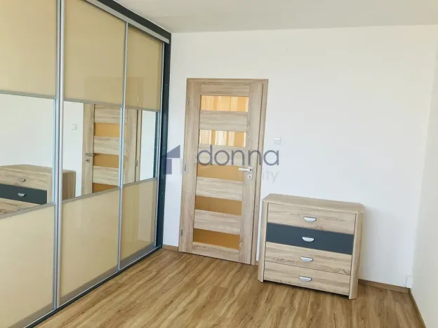 Pronájem bytu 3+kk, Praha, U Sluncové, 74 m2