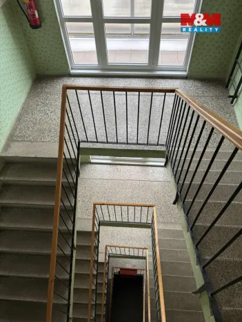 Pronájem bytu 3+1, Chvaletice, Kolínská, 79 m2