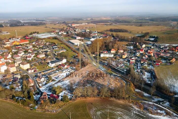 Prodej komerčního pozemku, Skalná, 10095 m2