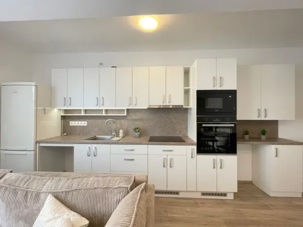 Pronájem bytu 2+kk, Olomouc - Slavonín, Topolová, 56 m2