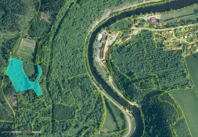 Prodej pole, Český Krumlov - Vnitřní Město, náměstí Svornosti, 16536 m2