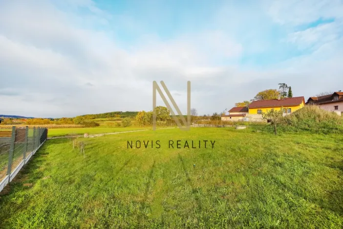 Prodej pozemku pro bydlení, Strunkovice nad Volyňkou, 698 m2