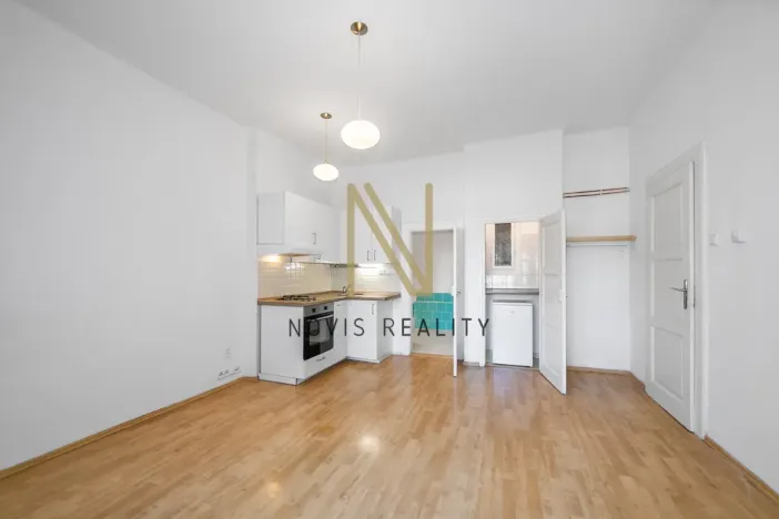 Prodej bytu 1+kk, Praha - Bubeneč, N. A. Někrasova, 33 m2