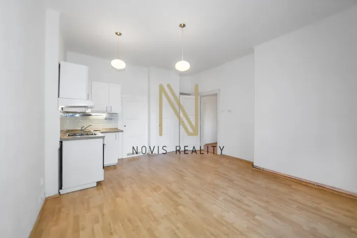 Prodej bytu 1+kk, Praha - Bubeneč, N. A. Někrasova, 33 m2