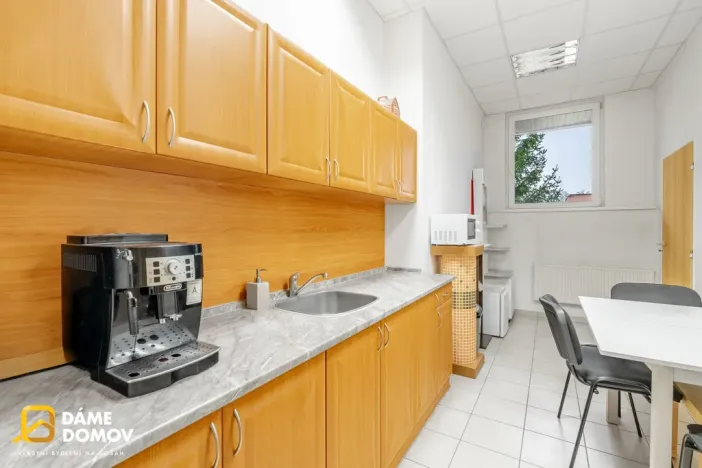 Prodej skladu, Otrokovice, Nerudova, 423 m2