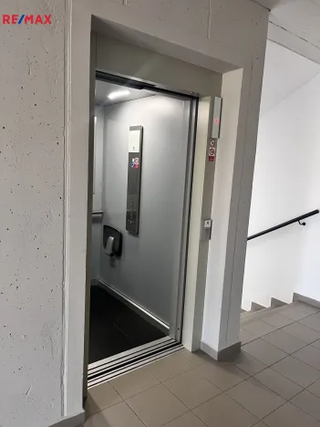 Pronájem bytu 1+kk, Pelhřimov, Lipická, 44 m2