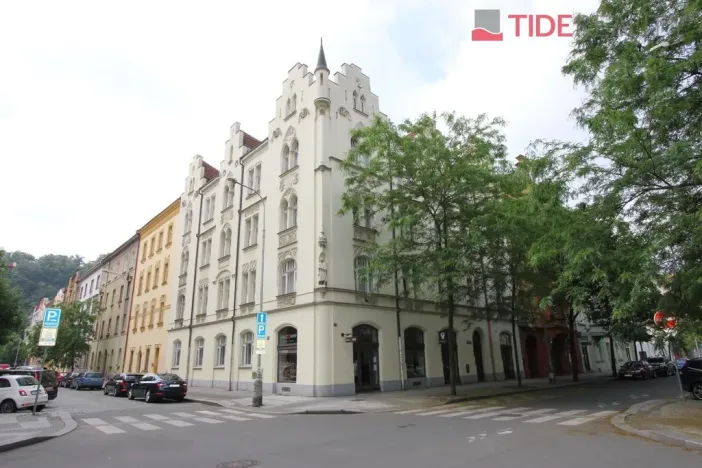 Pronájem atypického bytu, Praha, Křižíkova, 45 m2