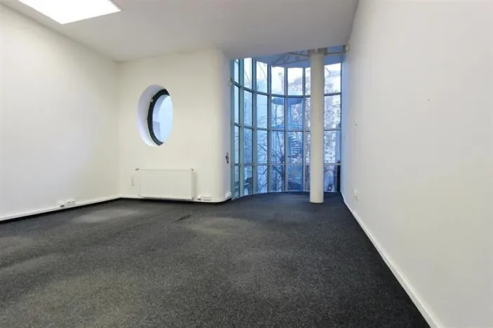 Pronájem kanceláře, Brno - Brno-město, Jakubská, 48 m2