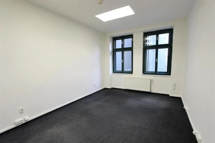 Pronájem kanceláře, Brno - Brno-město, Jakubská, 48 m2