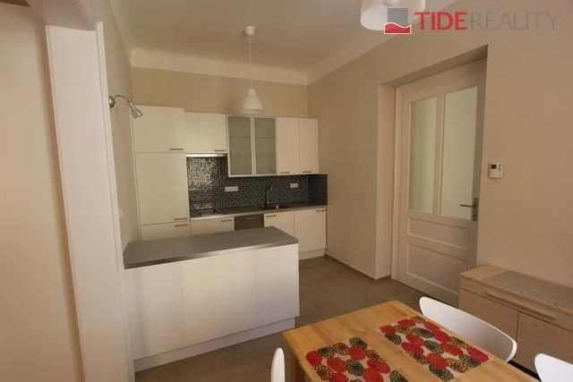 Pronájem bytu 1+1, Praha, Myslíkova, 50 m2