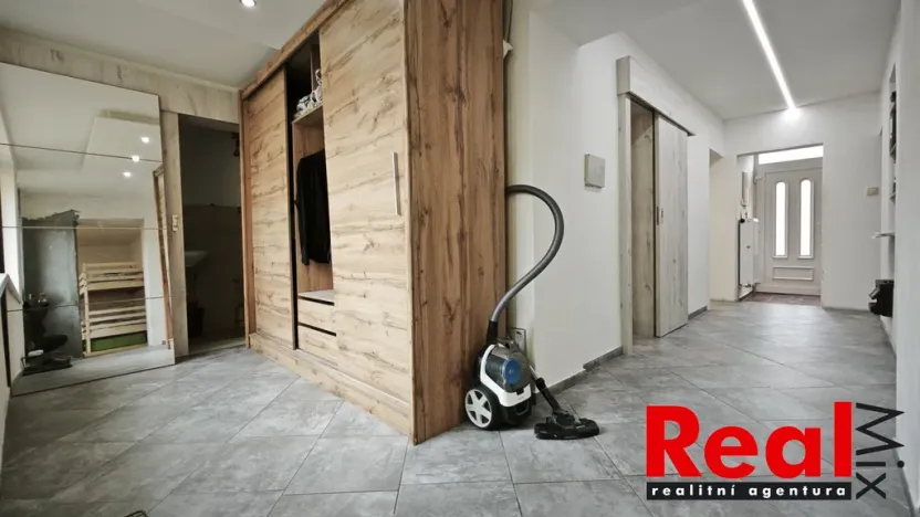 Pronájem bytu 3+1, Krumvíř, 75 m2