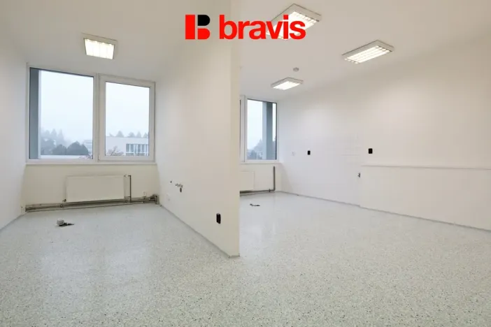 Pronájem ordinace, Brno - Žabovřesky, Makovského náměstí, 37 m2