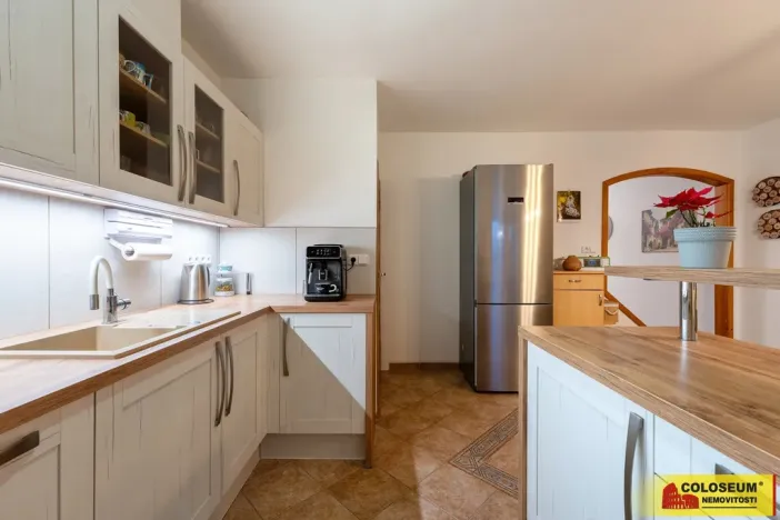 Prodej rodinného domu, Hrušovany nad Jevišovkou, 142 m2