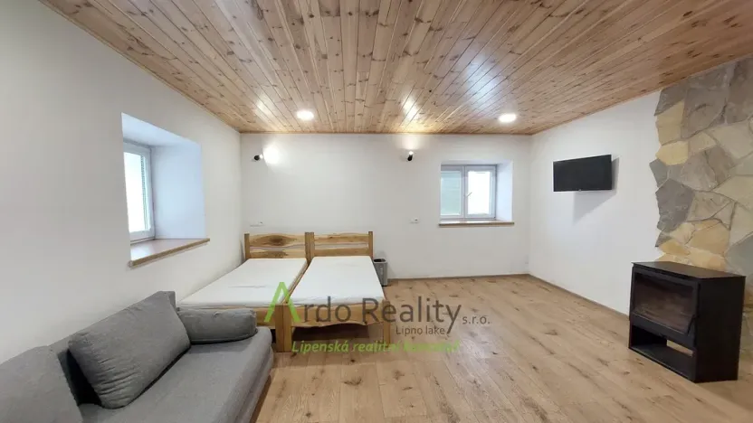 Pronájem bytu 1+kk, Loučovice, 40 m2