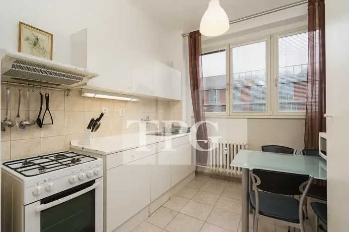 Pronájem bytu 2+1, Praha - Smíchov, Stroupežnického, 48 m2