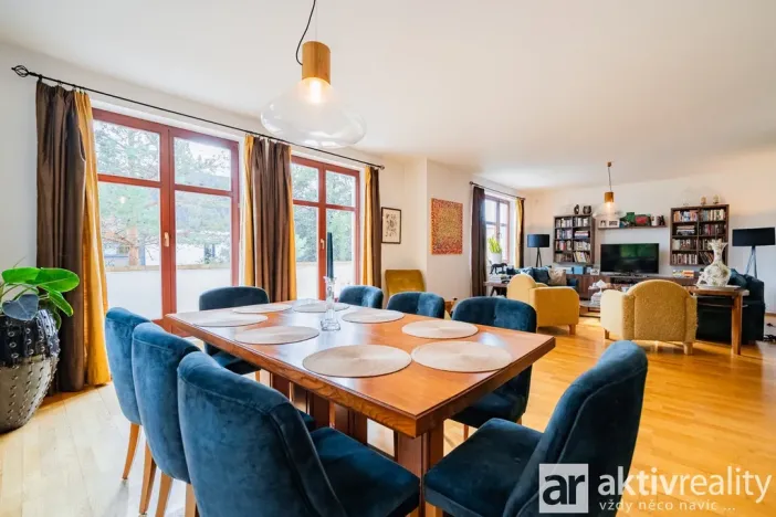 Pronájem bytu 4+kk, Praha - Vinohrady, Perucká, 180 m2