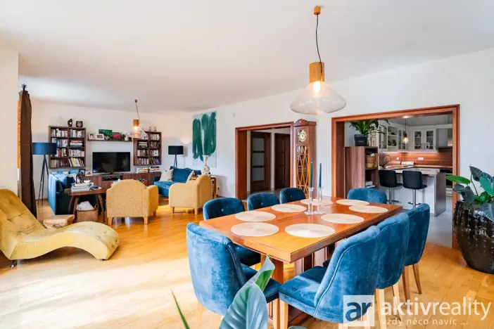 Pronájem bytu 4+kk, Praha - Vinohrady, Perucká, 180 m2