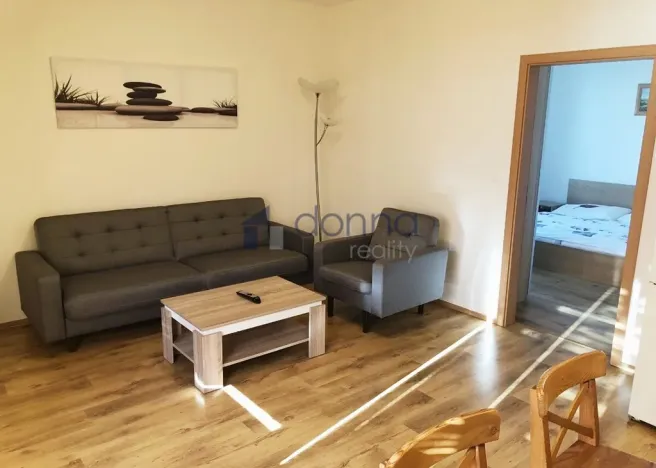 Pronájem bytu 2+kk, Praha, Nepelova, 54 m2