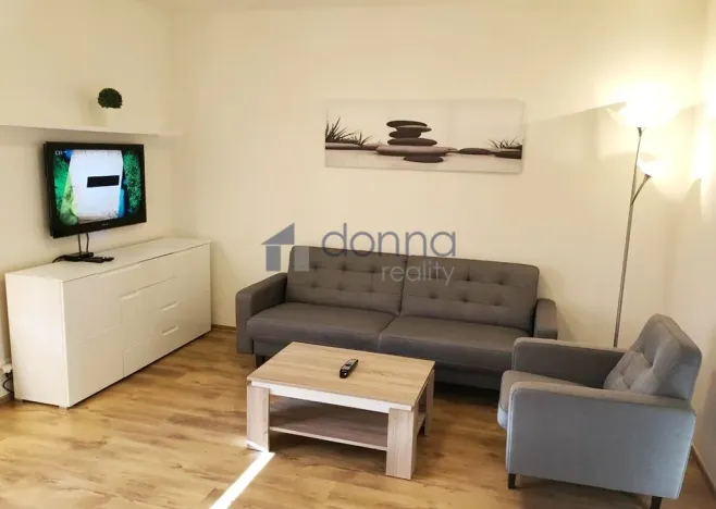 Pronájem bytu 2+kk, Praha, Nepelova, 54 m2