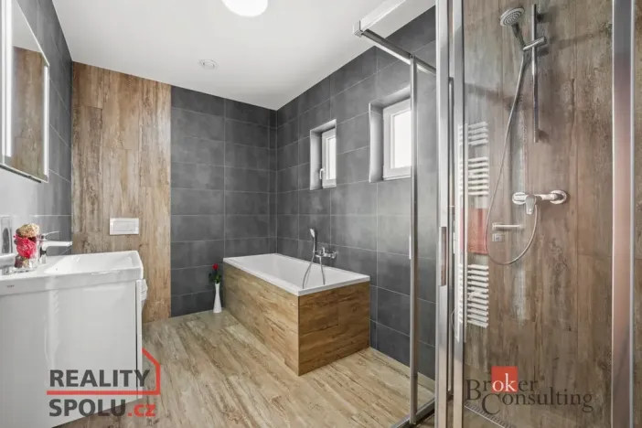 Prodej rodinného domu, Hradec Králové - Rusek, 139 m2