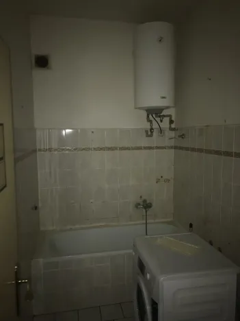 Pronájem bytu 2+1, Úpice, Revoluční, 56 m2