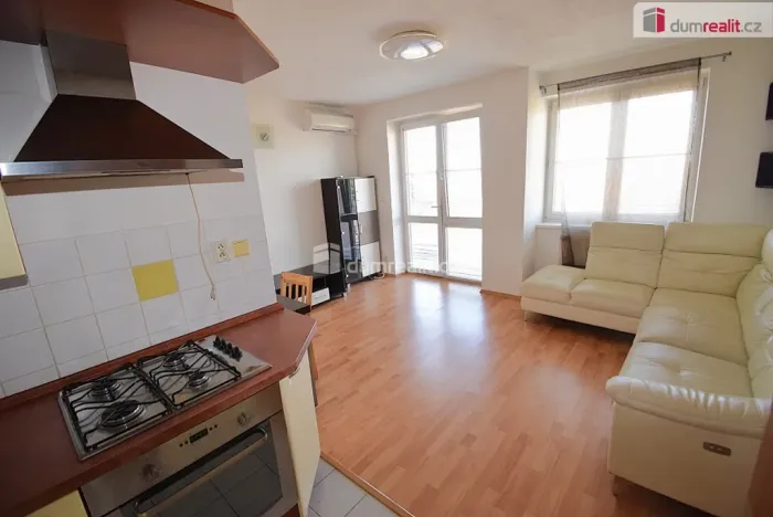 Prodej bytu 2+kk, Modletice, 53 m2