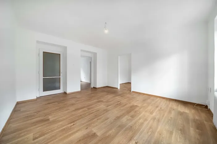 Prodej bytu 3+1, Plzeň, Thámova, 68 m2