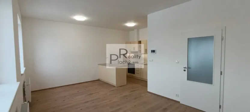 Prodej bytu 2+kk, Hevlín, 62 m2