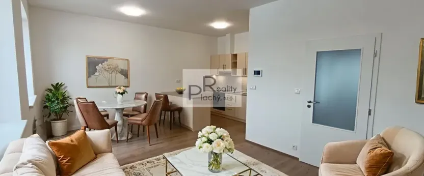 Prodej bytu 2+kk, Hevlín, 62 m2