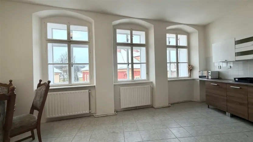 Pronájem bytu 2+kk, Cheb, Kollárova, 40 m2