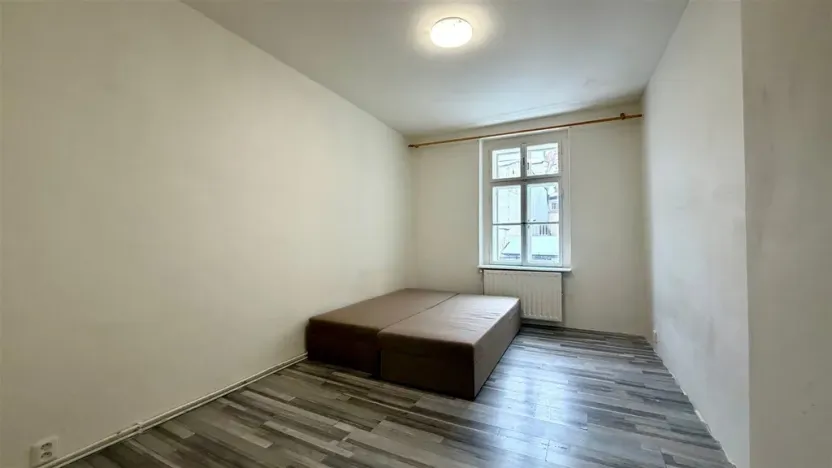Pronájem bytu 2+kk, Cheb, Kollárova, 40 m2
