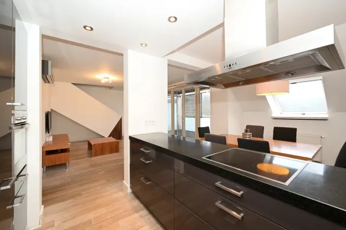 Pronájem bytu 5+kk, Praha - Hrdlořezy, Mezilehlá, 141 m2