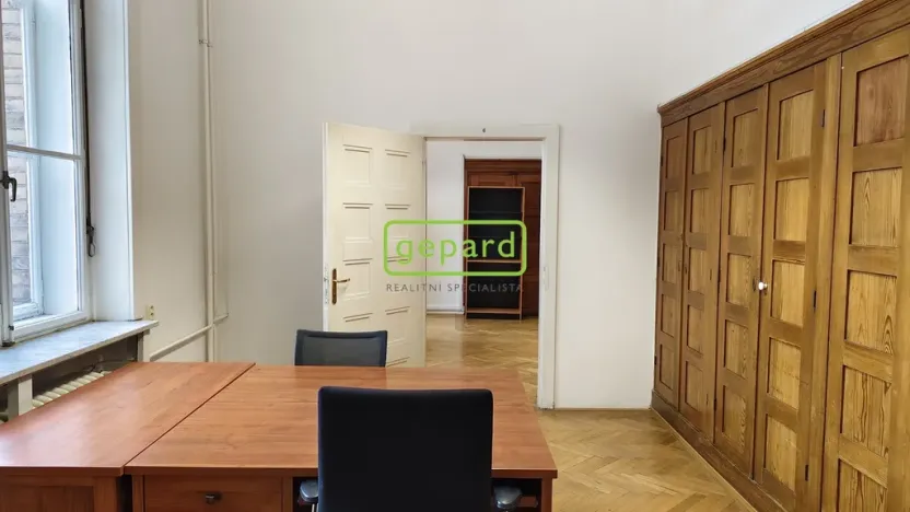 Pronájem kanceláře, Brno - Veveří, Moravské náměstí, 68 m2