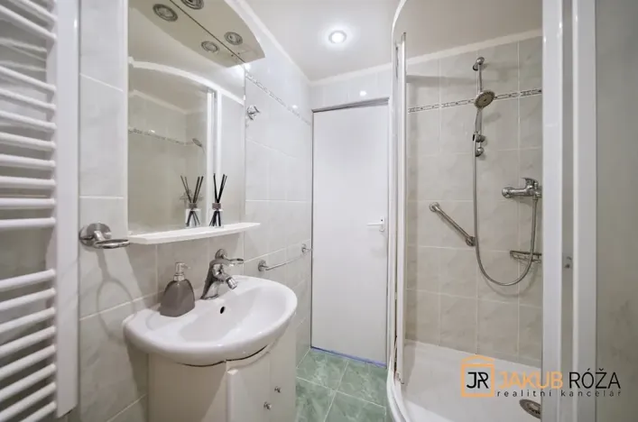 Prodej bytu 1+1, Vrchlabí, Východní, 31 m2