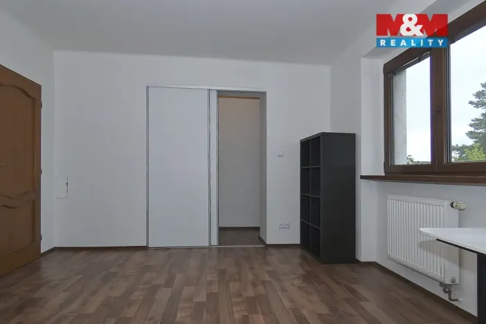 Pronájem bytu 3+kk, Chvaletice, Dukelská, 75 m2