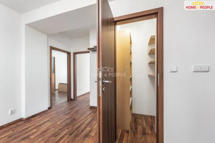 Pronájem bytu 3+kk, Praha - Záběhlice, Na Chodovci, 68 m2