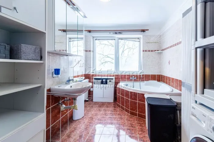 Pronájem bytu 3+1, Milovice - Mladá, Spojovací, 67 m2