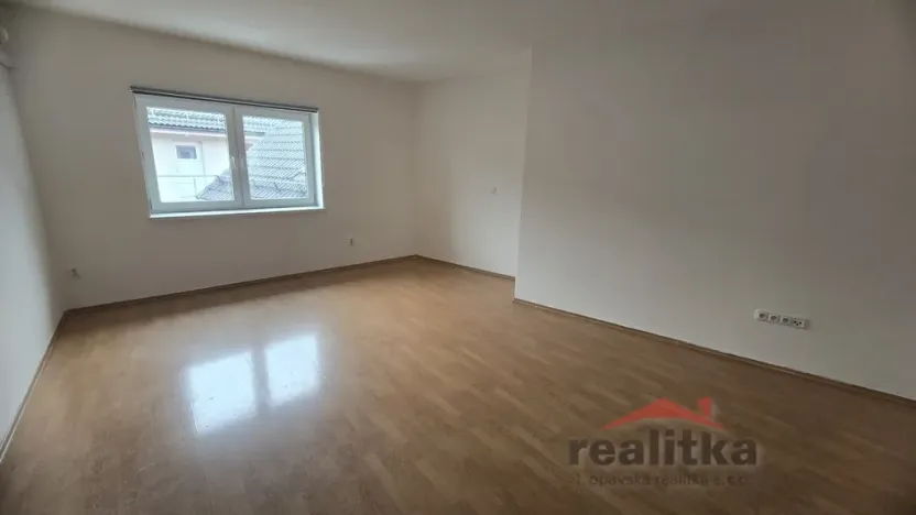 Pronájem bytu 3+kk, Opava, Bílovecká, 120 m2