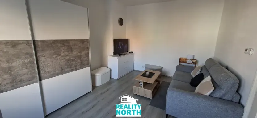 Pronájem bytu 1+1, Děčín - Děčín II-Nové Město, El. Krásnohorské, 33 m2