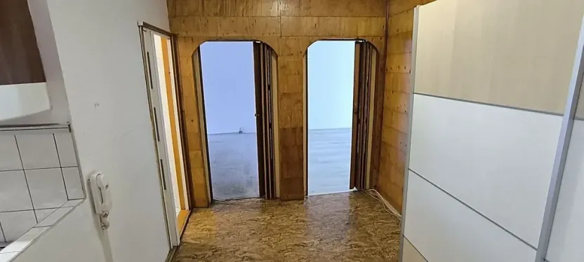 Prodej bytu 2+1, Cheb, Stavbařů, 63 m2