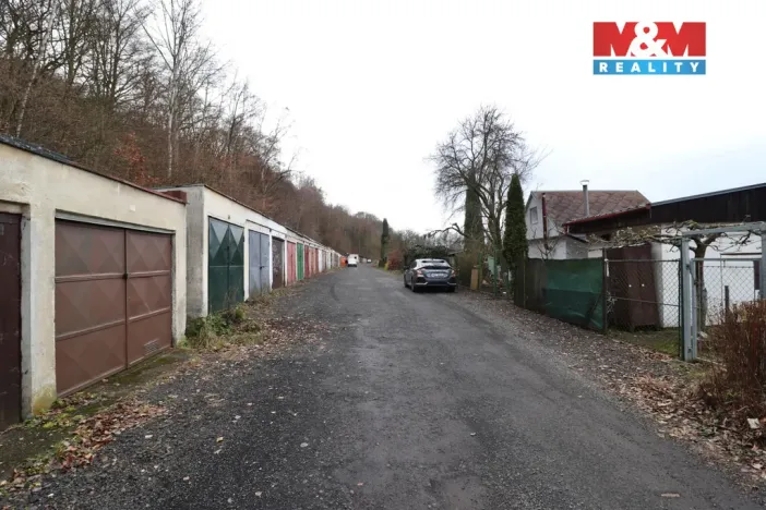 Prodej garáže, Karlovy Vary, 34 m2