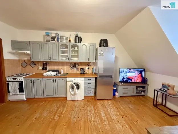 Pronájem bytu 2+kk, Karlovy Vary, Západní, 40 m2