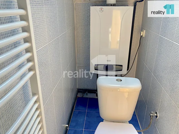 Pronájem bytu 2+kk, Karlovy Vary, Západní, 40 m2