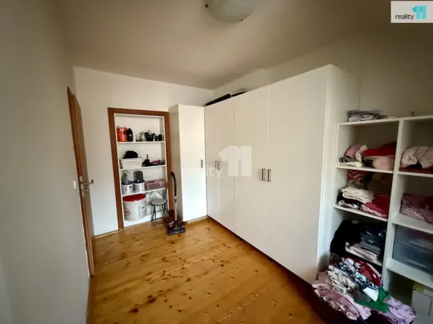 Pronájem bytu 2+kk, Karlovy Vary, Západní, 40 m2
